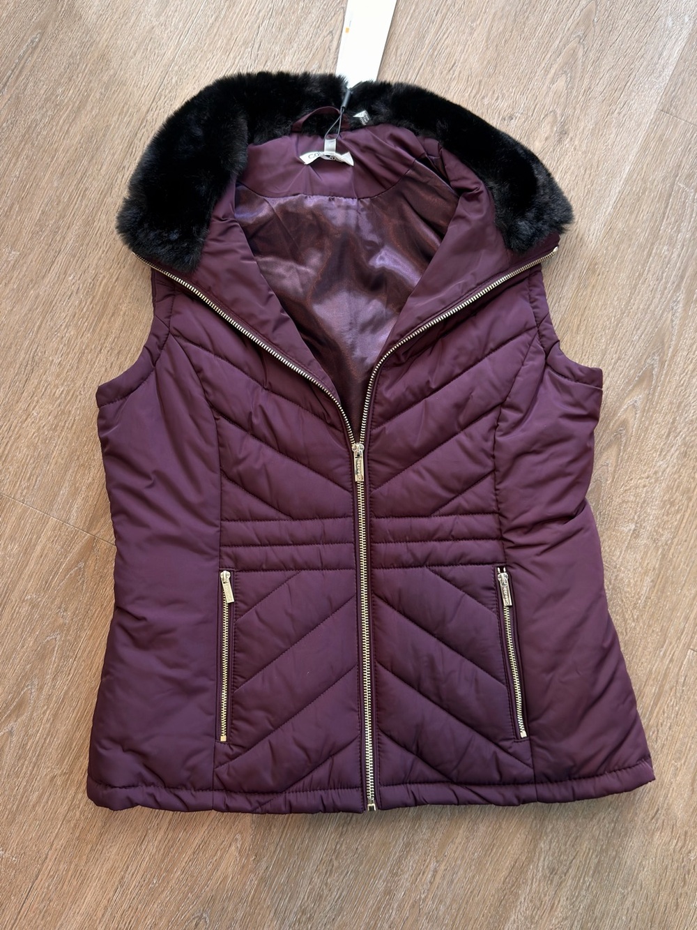 Calvin Klein Quilted Sleeveless Vest in Plum with Black Faux Fur Collar